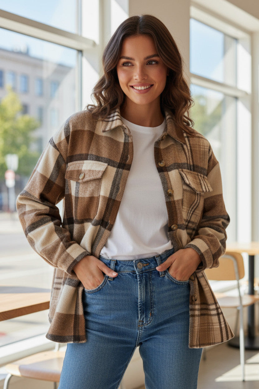 Chaqueta de franela franca beige ligera con bolsillo de doble solapa