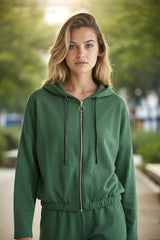 2 couleurs pour l'ensemble deux pièces : sweat zippé à capuche + pantalon