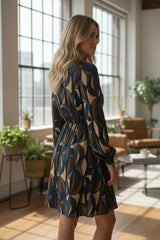 🌿 AURÉLIA NOCTURNE La robe fluide aux lignes graphiques