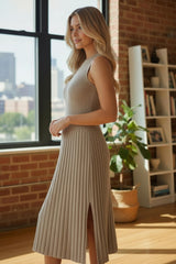 La jupe midi en maille au tombé élégant