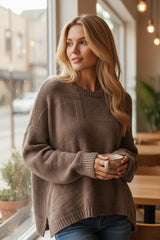 Pull col rond avec motifs géométriques en relief marron