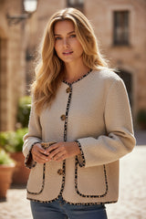 Veste courte en maille bouclette douce