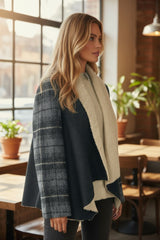 🌟 Veste design en fausse fourrure par Much Money