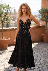 ✨ SOLAR PASSION – The embroidered black set that reveals bold femininity