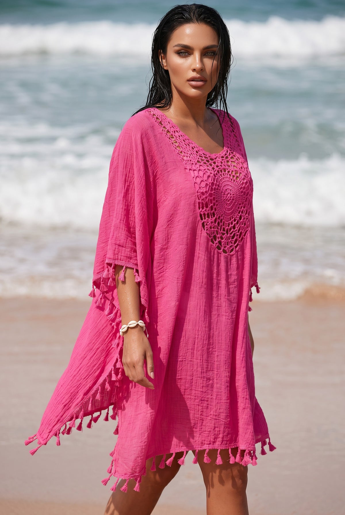 La robe plage bohème fuishia qui illumine chaque silhouette