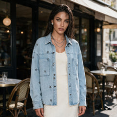 Veste en jean bleu à étoiles et boutons métalliques