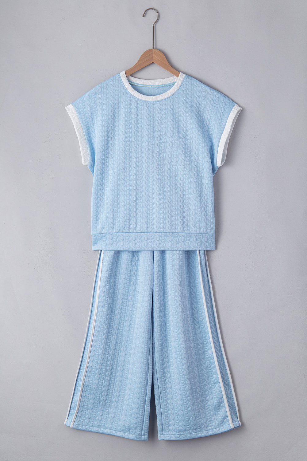 Ensemble débardeur et pantalon taille haute *-A WOMAN WE LOVE