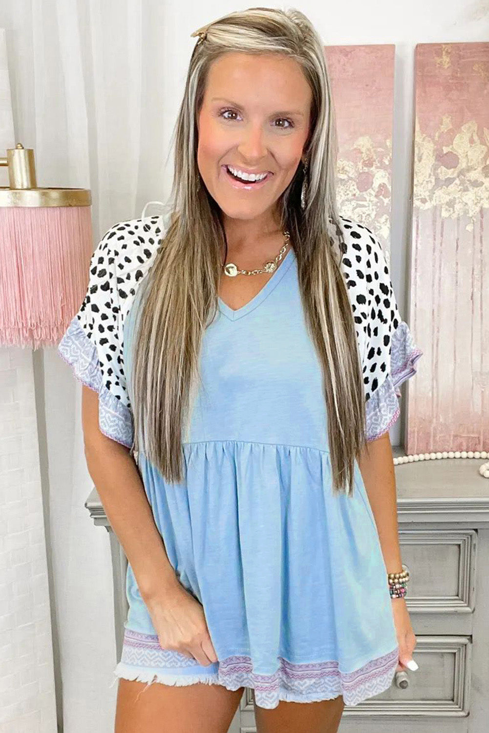 Blouse à col en V et manches-A WOMAN WE LOVE