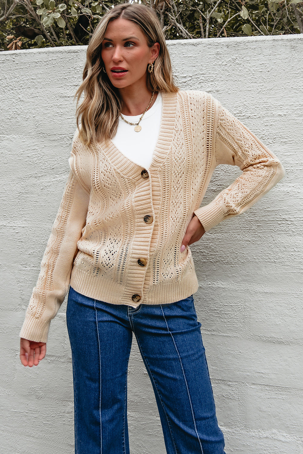 Cardigan pull beige en tricot ouvert à épaules tombantes *-A WOMAN WE LOVE