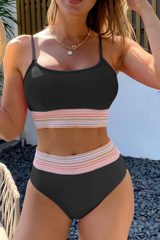 Traje de baño de bikini de cintura alta con tirantes finos y patchwork de rayas negro
