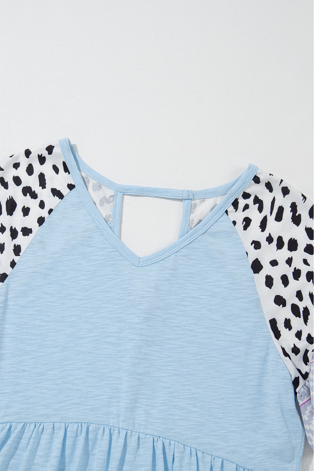 Blouse à col en V et manches-A WOMAN WE LOVE