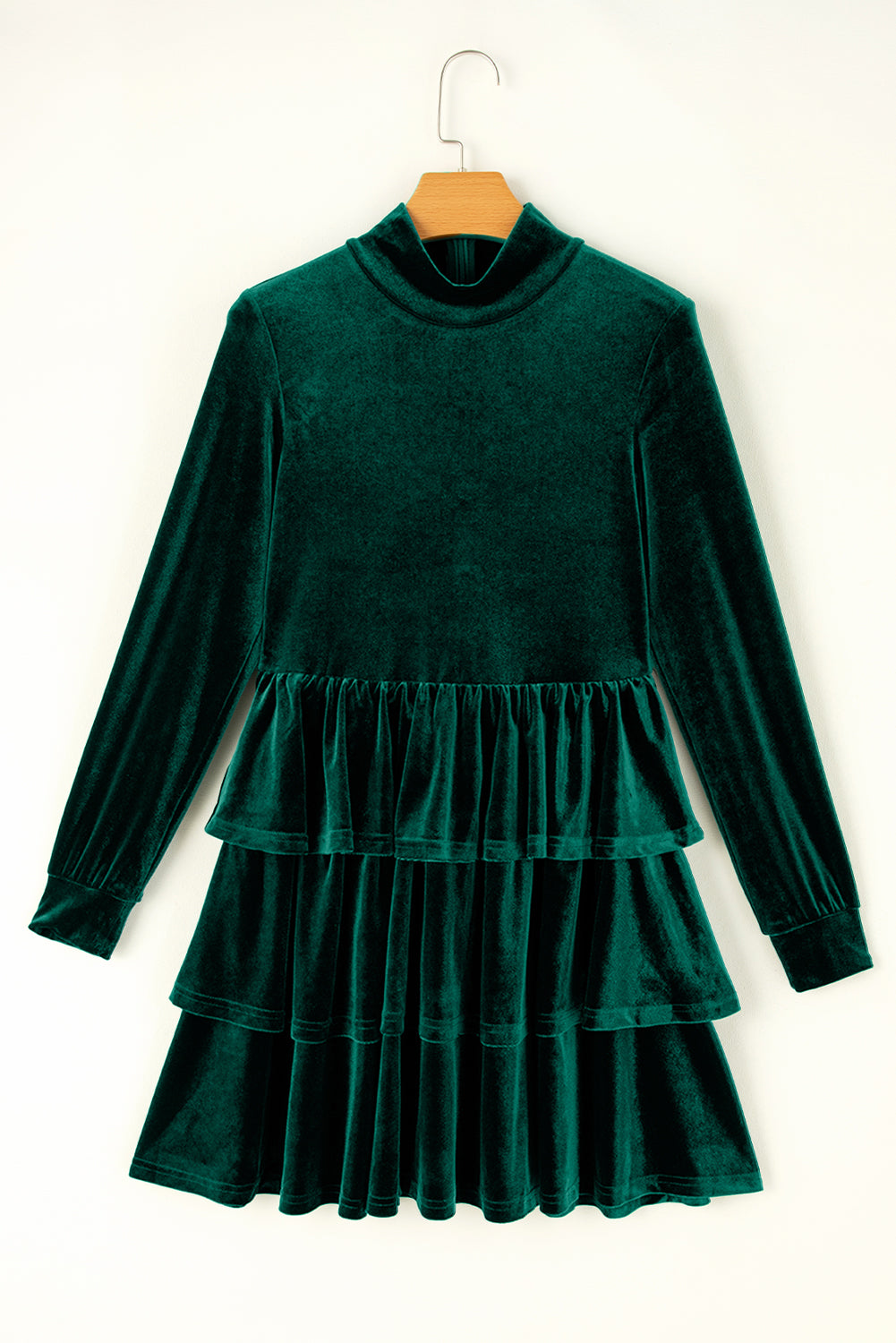 Evergreen - Mini-robe à volants et col montant en velours-A WOMAN WE LOVE