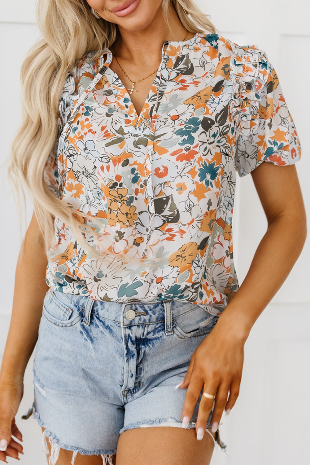 Blouse multicolore fendue à floral-A WOMAN WE LOVE