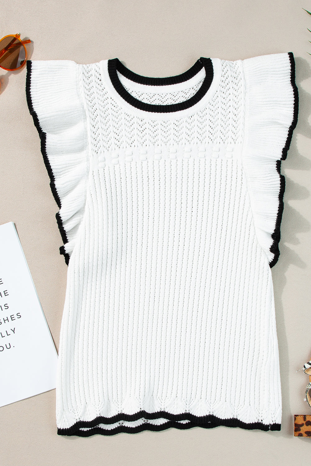 Débardeur blanc à volants et œillets en crochet-A WOMAN WE LOVE