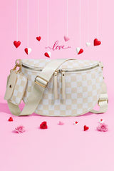 Sac d’épaule blanc à damier en toile, forme croissant et pochette amovible