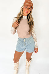 Top slim smoked gray floral patchwork *