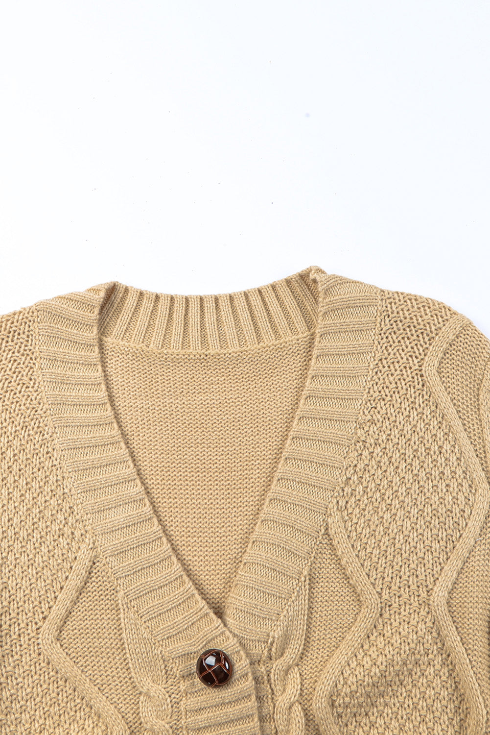 Cardigan texturé beige avec poches avant et boutons-A WOMAN WE LOVE