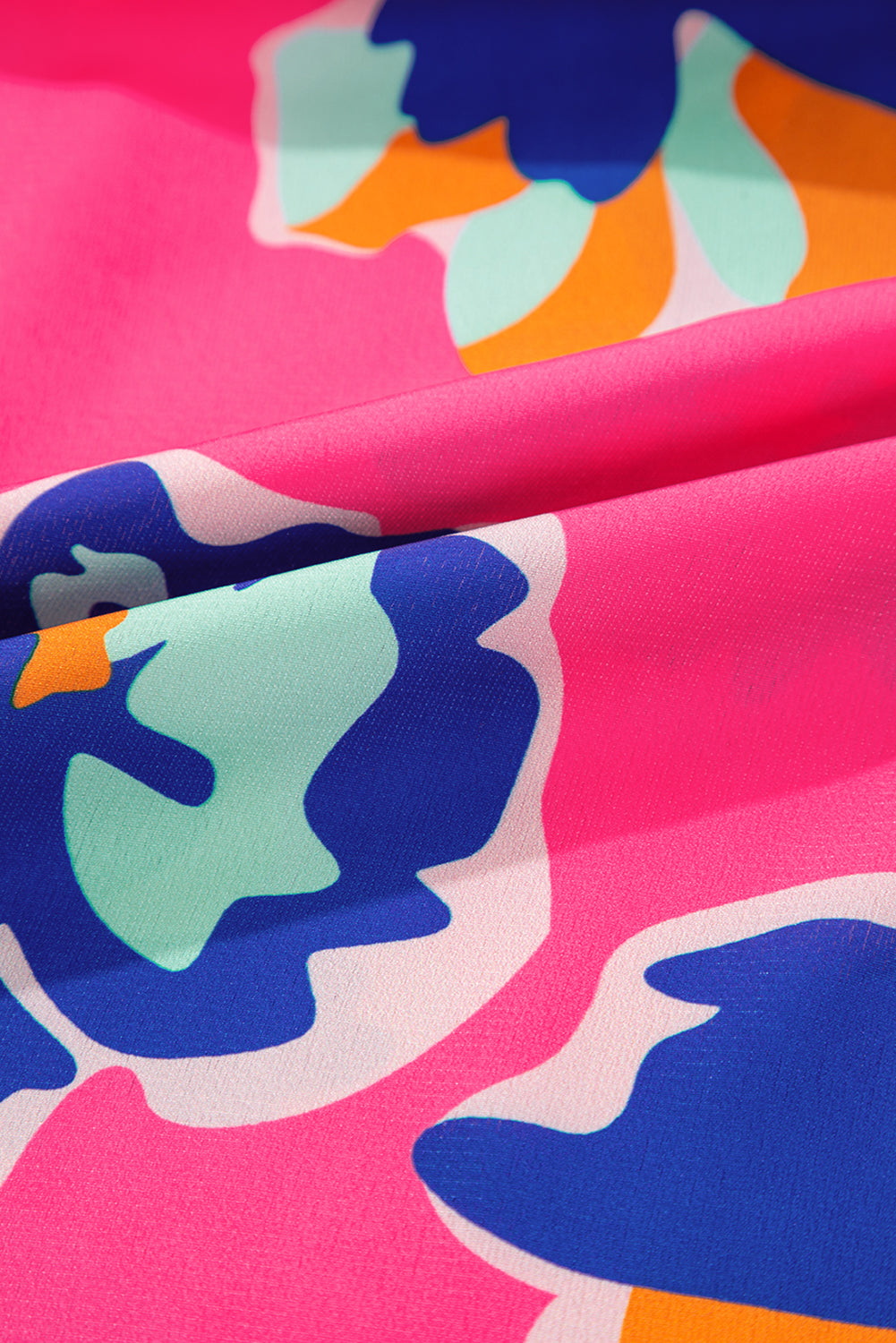 Chemisier à motif floral rose, col en V, manches ballon, grande taille-A WOMAN WE LOVE