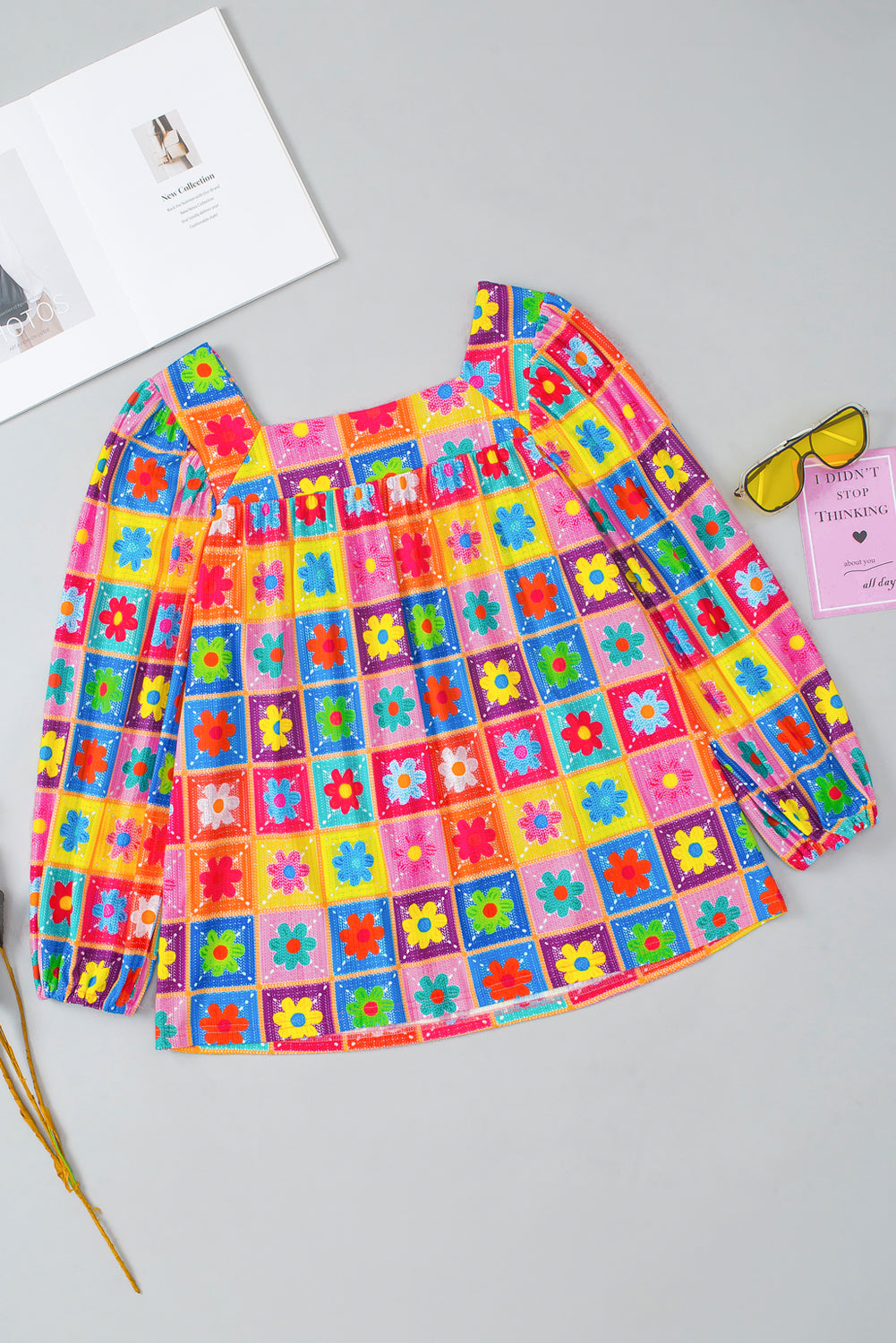 Chemisier multicolore à fleurs au crochet, col carré, manches bouffantes-A WOMAN WE LOVE