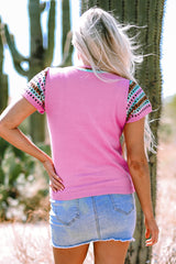 Round neck sweater and short -printed prints contrasting bright pink