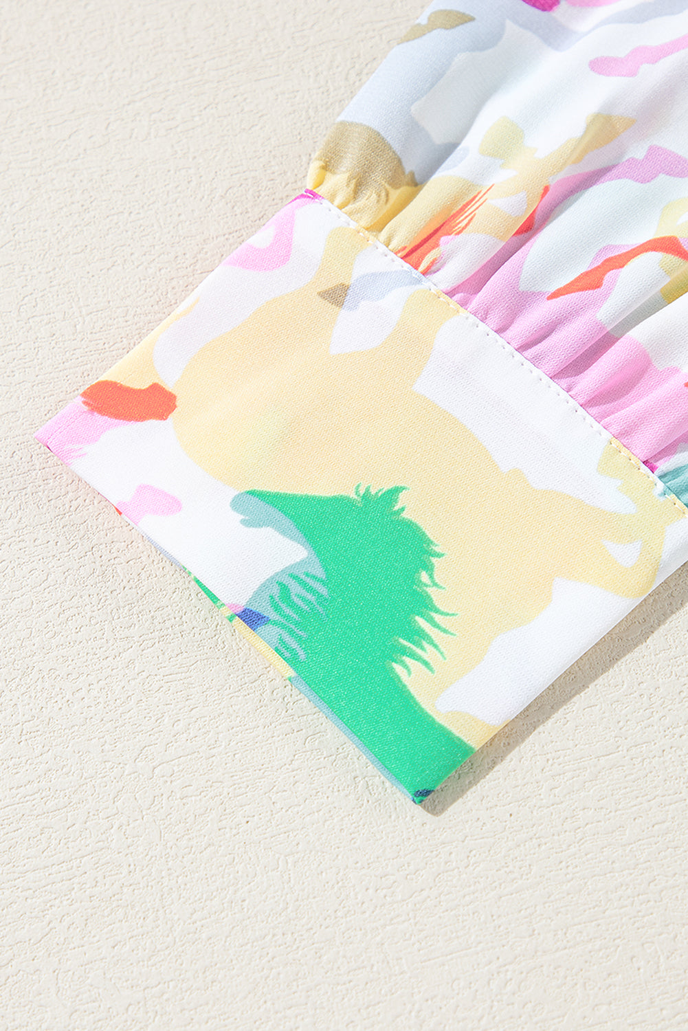 Chemise décontractée boutonnée à manches longues imprimée cheval coloré blanc-A WOMAN WE LOVE